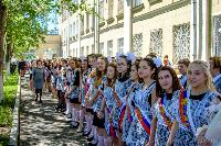 В школах Озёрска прозвенел последний звонок - 2017
