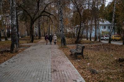 Центральная аллея проспекта Ленина: благоустройство не кончается